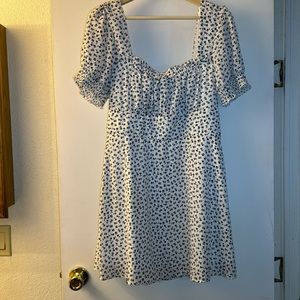 White w/navy blue floral mini dress XL